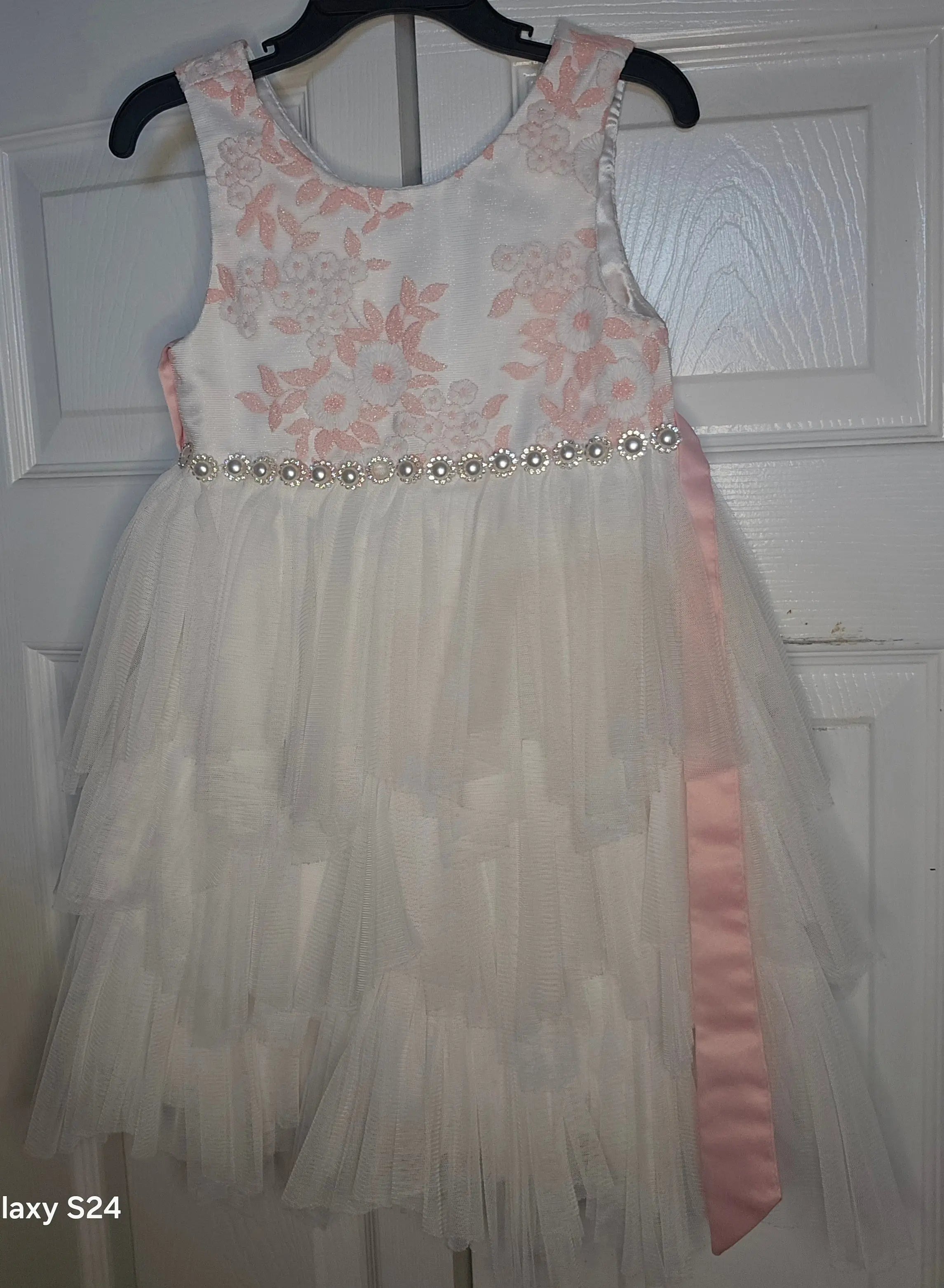 Short sleeve kid dress 1Heartof5