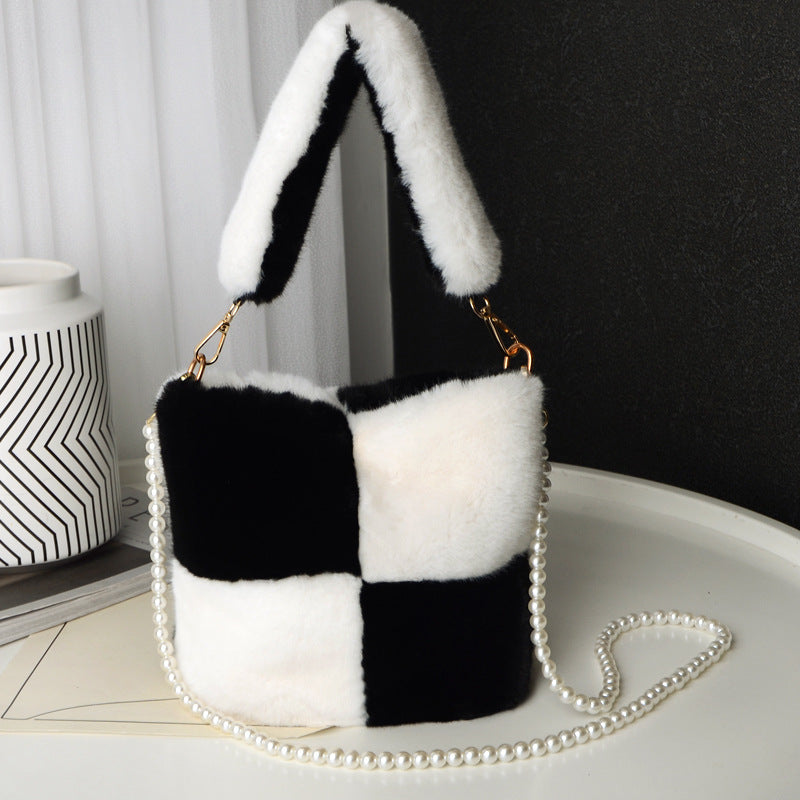 Checkerboard Plush Bucket Bag With Pearl Chain Design Winter Fashion Luxury Handbags For Women Personalized Shopping Shoulder Bags My Store
