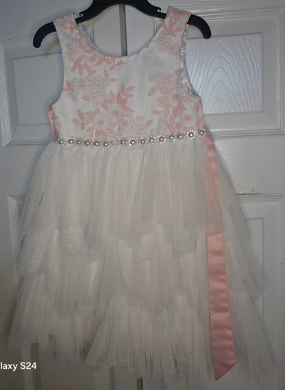 Short sleeve kid dress 1Heartof5