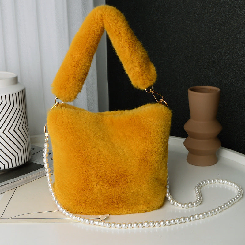 Checkerboard Plush Bucket Bag With Pearl Chain Design Winter Fashion Luxury Handbags For Women Personalized Shopping Shoulder Bags My Store